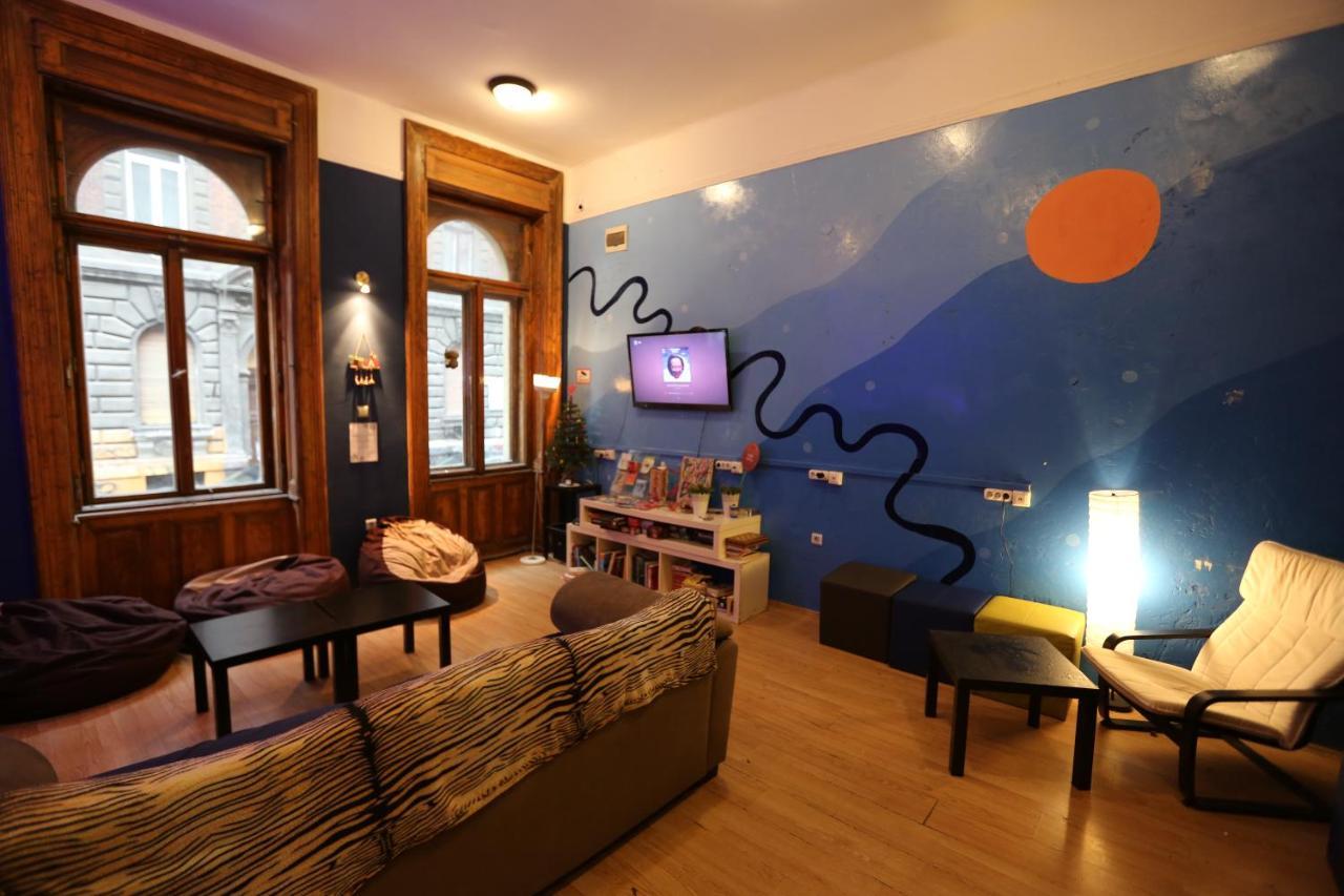 Meander Hostel Budapešť Exteriér fotografie