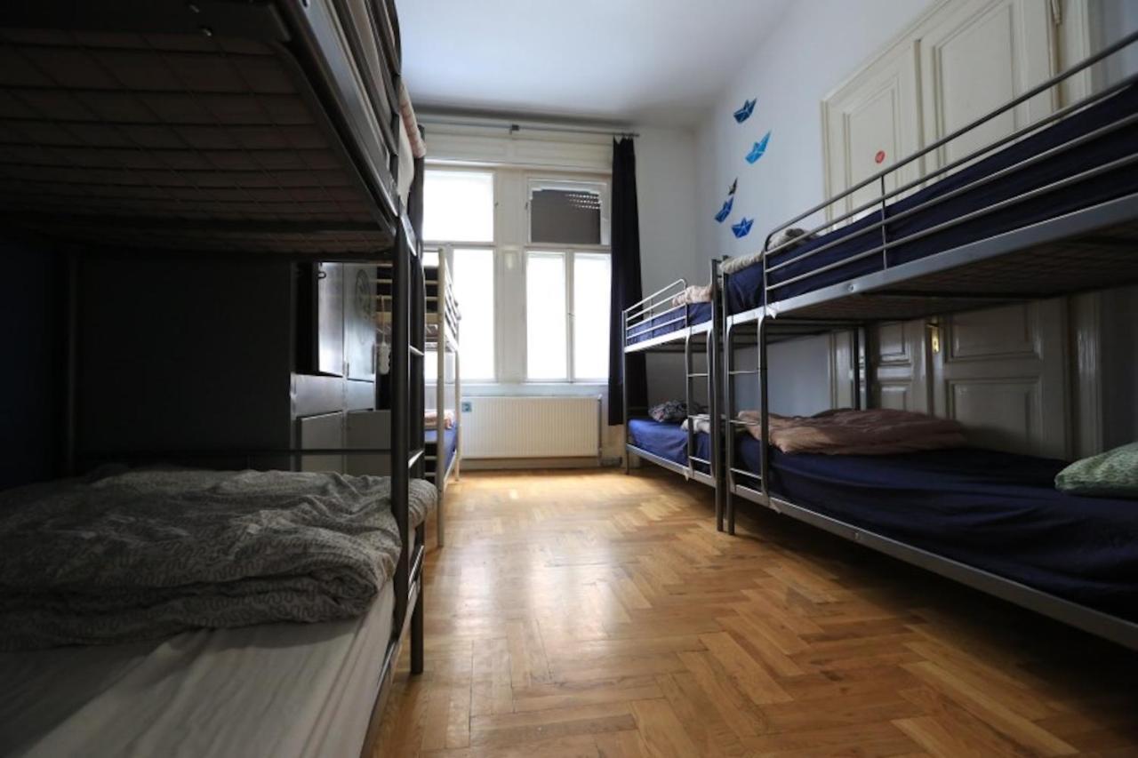 Meander Hostel Budapešť Exteriér fotografie